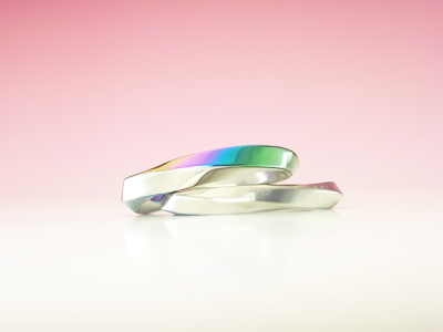 結婚指輪　虹