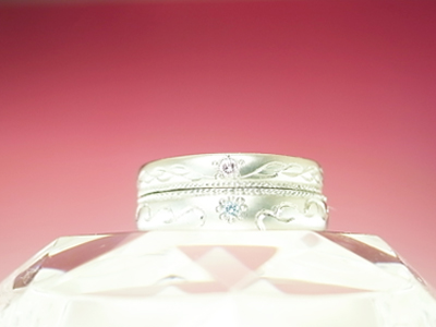 結婚指輪　彫り　綺麗